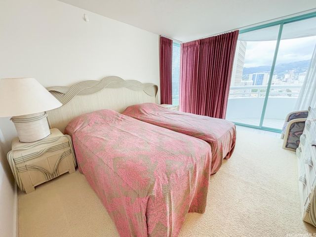 1341 Kapiolani Boulevard 16A, Honolulu, HI 96814