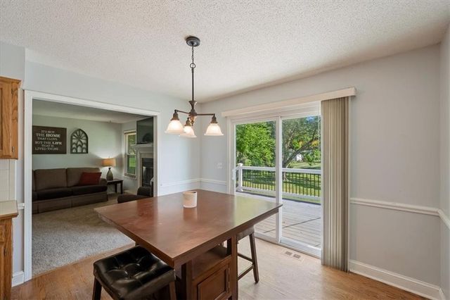 15629 Klamm Street, Basehor, KS 66007