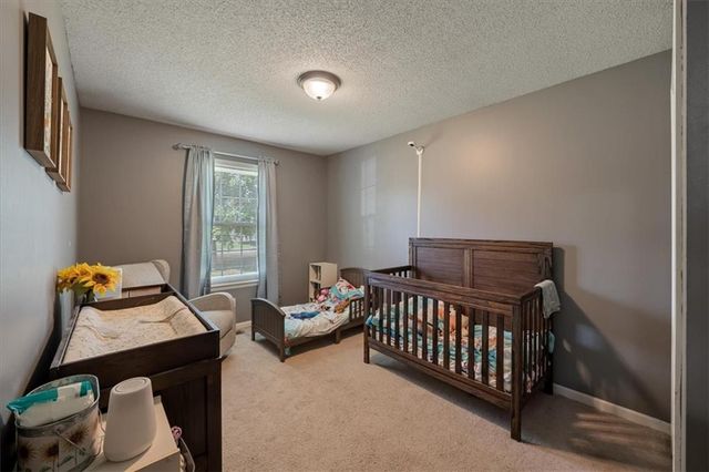 15629 Klamm Street, Basehor, KS 66007