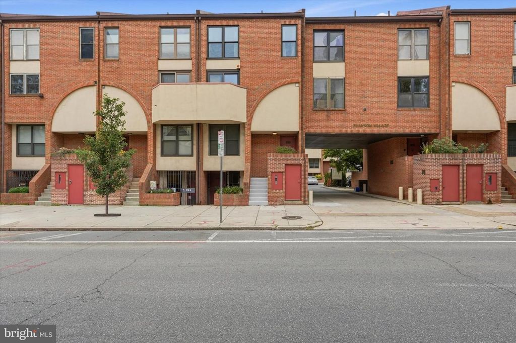 220 N 22ND ST #B, PHILADELPHIA, PA 19103 — exterior