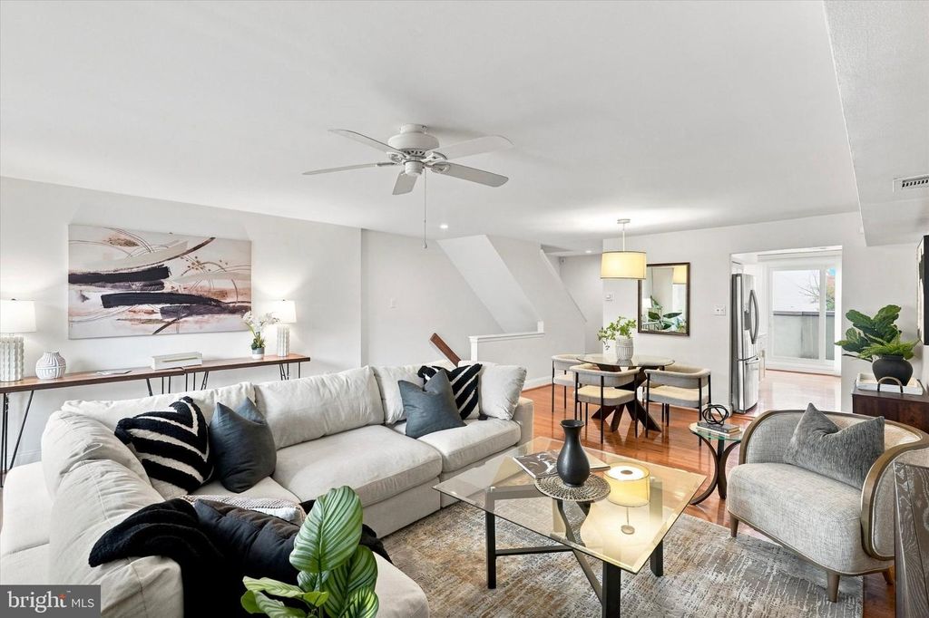 220 N 22ND ST #B, PHILADELPHIA, PA 19103 — photo 2