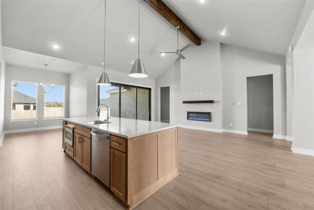 303 Boots Court, Lorena, TX 76655