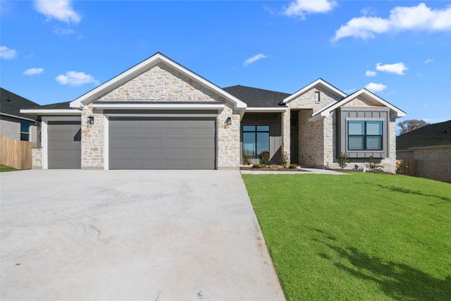 303 Boots Court, Lorena, TX 76655