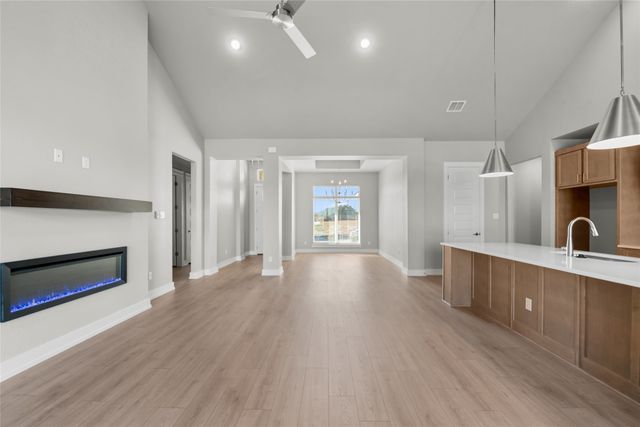 303 Boots Court, Lorena, TX 76655