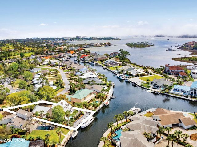 1102 Redfish Circle, Panama City Beach, FL 32408
