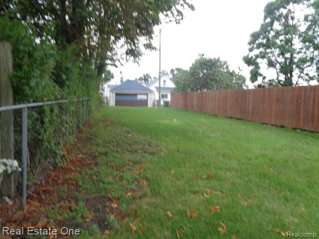 5142 Trowbridge Street, Hamtramck, MI 48212