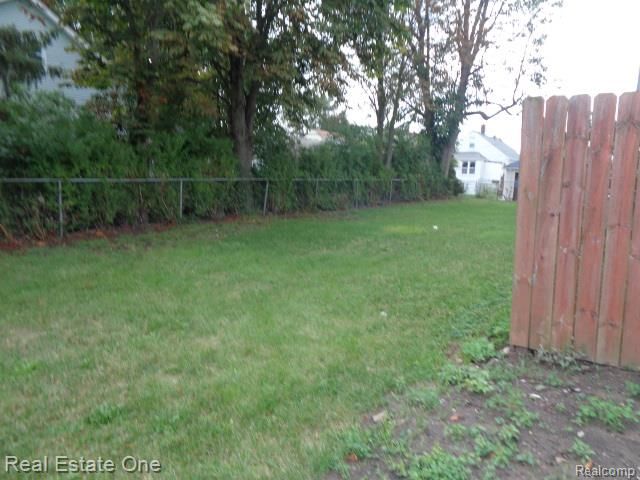 5142 Trowbridge Street, Hamtramck, MI 48212