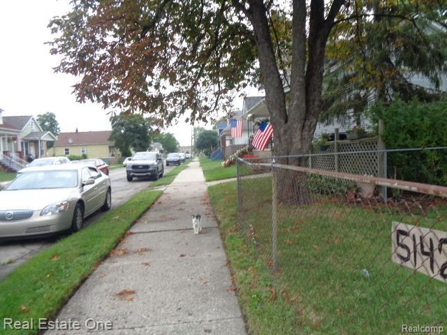 5142 Trowbridge Street, Hamtramck, MI 48212