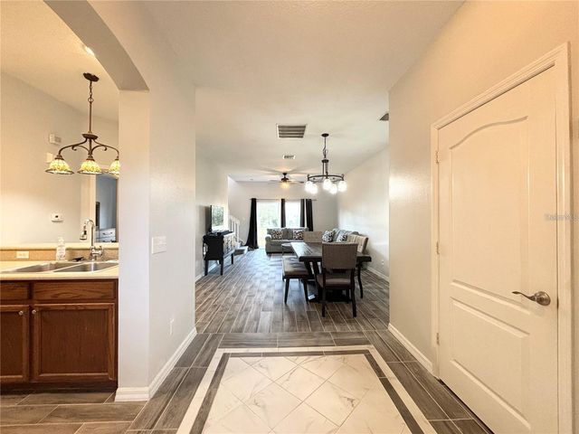 20326 OAK KEY COURT, Tampa, FL 33647