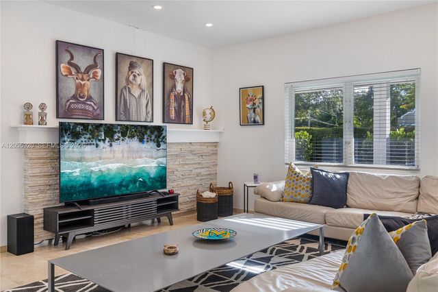11403 NE 8th Avenue, Biscayne Park, FL 33161