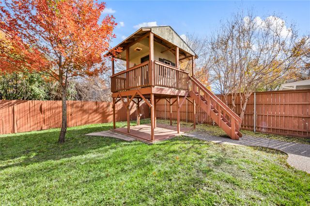 2716 Silver Maple Court, Flower Mound, TX 75028