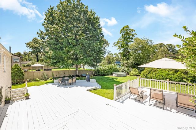 615 Sleepy Hollow Drive, Shirley, NY 11967