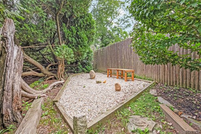615 Sleepy Hollow Drive, Shirley, NY 11967
