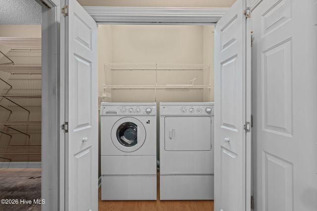 203 Neuchatel Court, New Bern, NC 28562