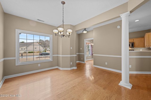 203 Neuchatel Court, New Bern, NC 28562