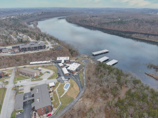 150 Sunken Forest Drive 101, Forsyth, MO 65653