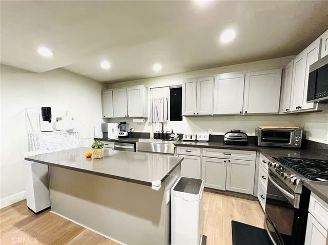 309 N Orange Avenue, Fullerton, CA 92833