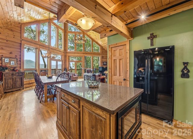 207 Walela Trail, Maggie Valley, NC 28751
