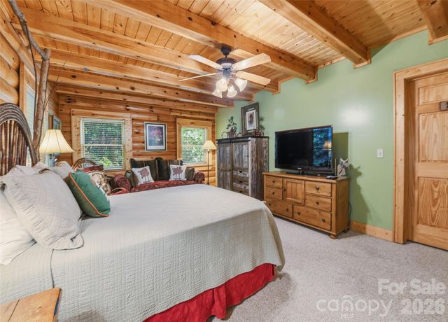207 Walela Trail, Maggie Valley, NC 28751