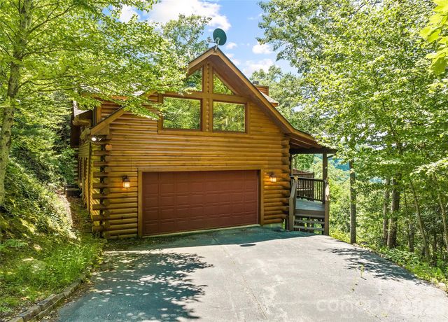 207 Walela Trail, Maggie Valley, NC 28751