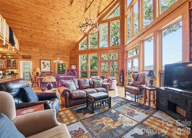 207 Walela Trail, Maggie Valley, NC 28751