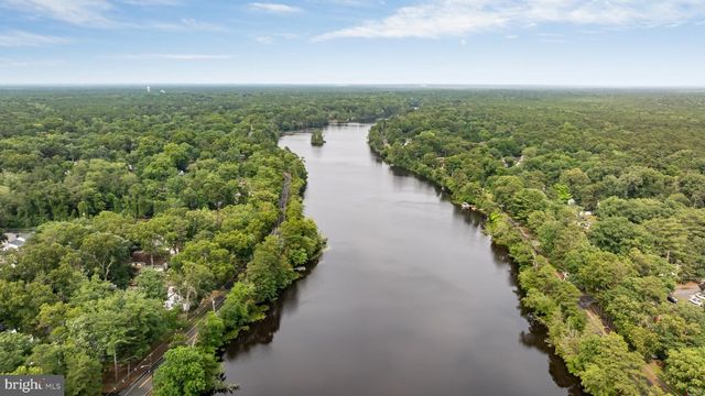 42 CHANDLER ST, Browns Mills, NJ 08015