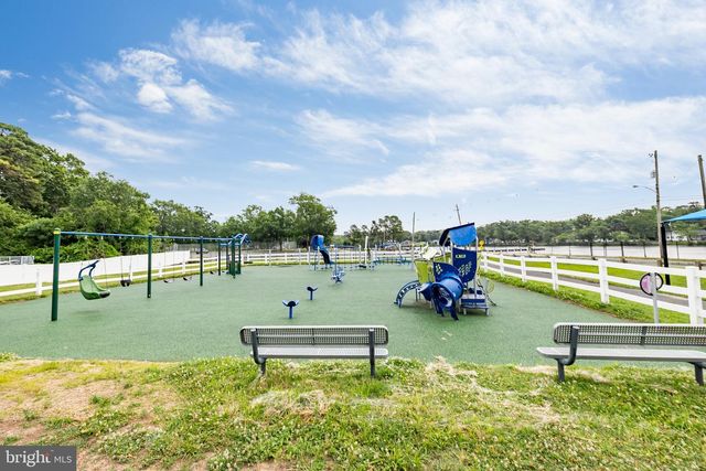 42 CHANDLER ST, Browns Mills, NJ 08015