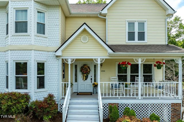 4314 Summerfield Drive, Piney Flats, TN 37686