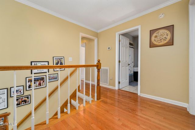 4314 Summerfield Drive, Piney Flats, TN 37686