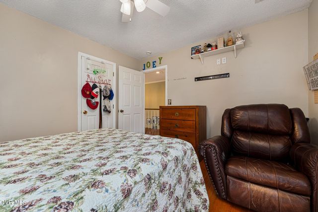 4314 Summerfield Drive, Piney Flats, TN 37686
