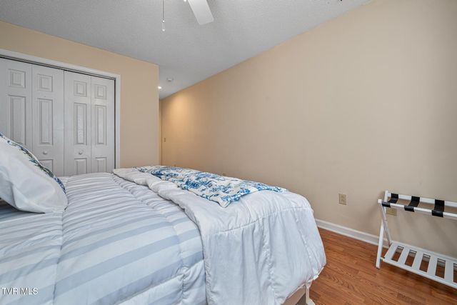 4314 Summerfield Drive, Piney Flats, TN 37686