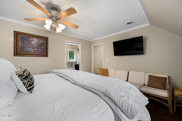 4314 Summerfield Drive, Piney Flats, TN 37686