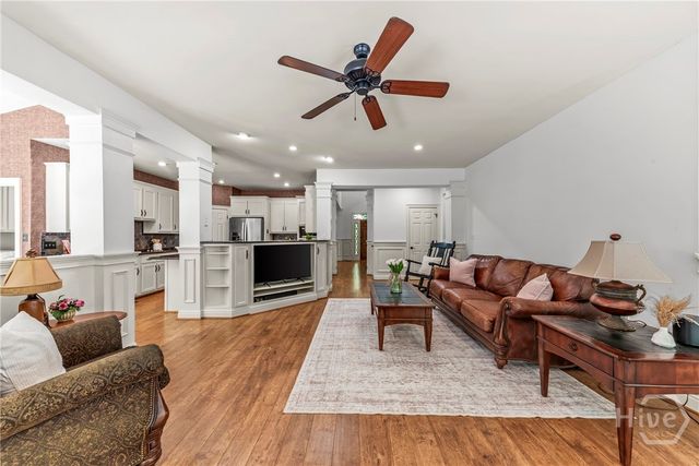1660 Maple Ridge Drive, Loganville, GA 30052