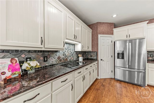 1660 Maple Ridge Drive, Loganville, GA 30052
