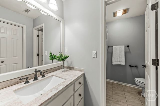 1660 Maple Ridge Drive, Loganville, GA 30052
