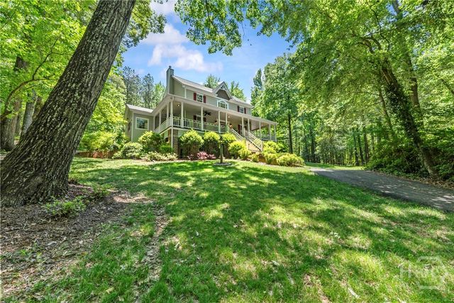 1660 Maple Ridge Drive, Loganville, GA 30052