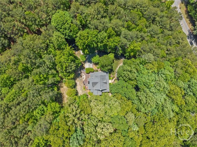 1660 Maple Ridge Drive, Loganville, GA 30052