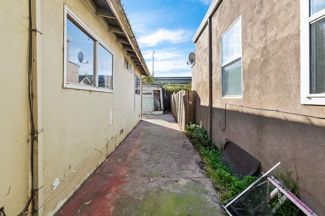 118 Maine Avenue, Richmond, CA 94804