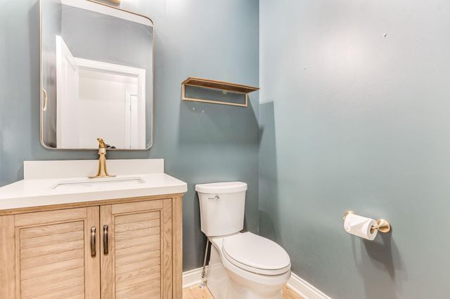 5019 Merrimac Lane N, Plymouth, MN 55446