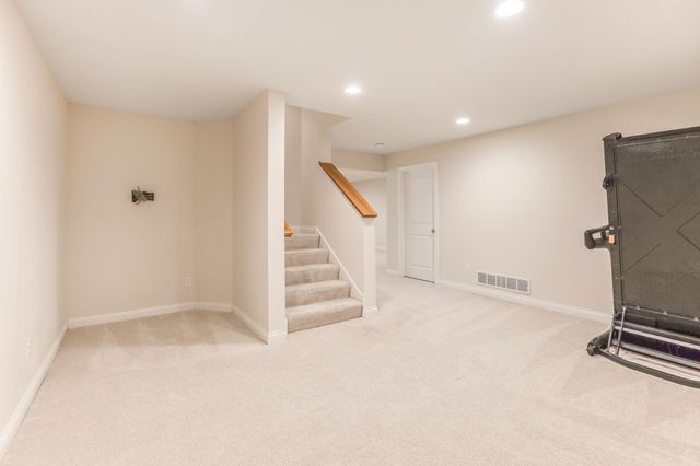 5019 Merrimac Lane N, Plymouth, MN 55446