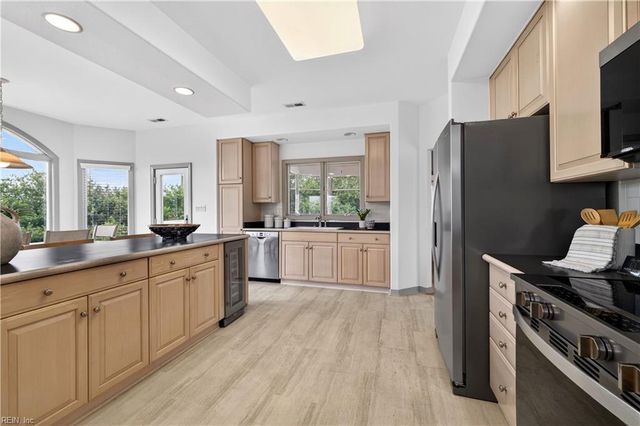 2310 Maple ST, Virginia Beach, VA 23451