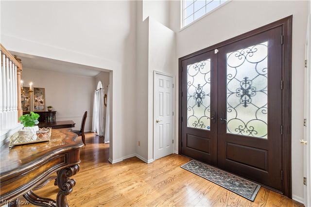2794 Forest Lake Drive, Westlake, OH 44145