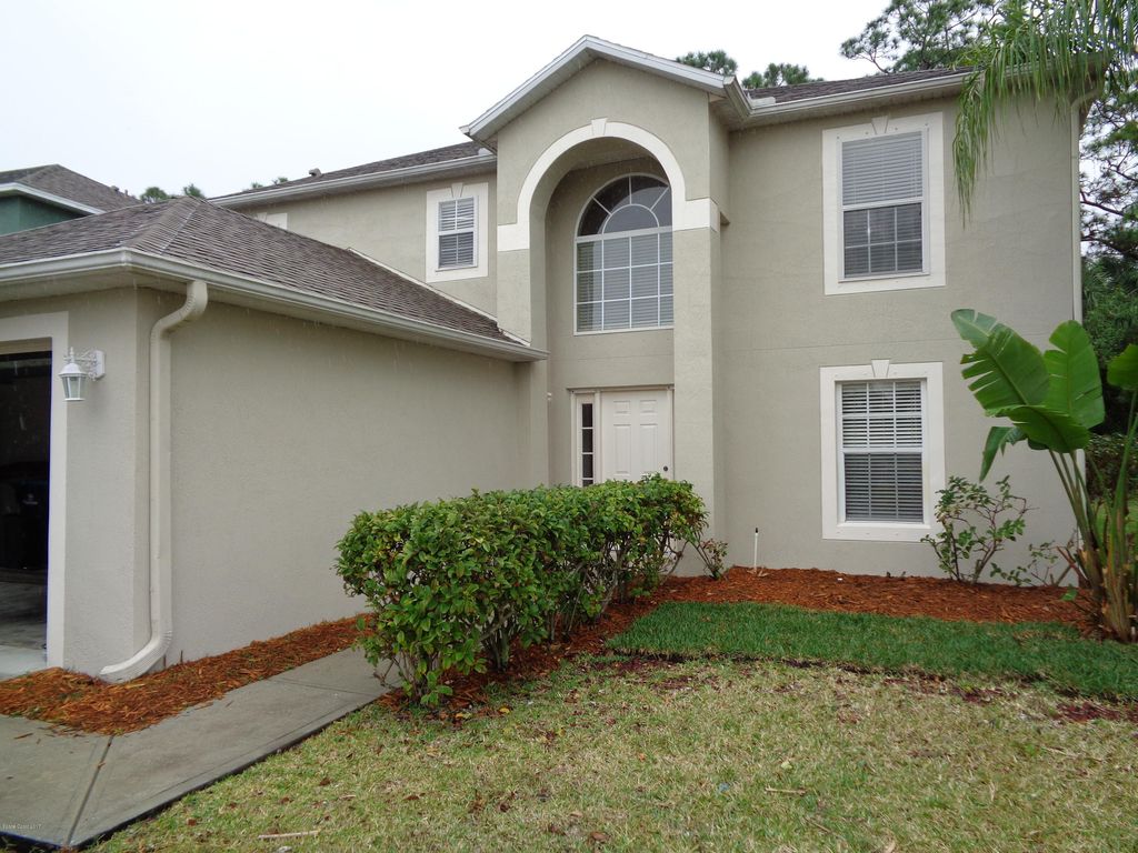 1677 Sawgrass Drive SW, Palm Bay, FL 32908