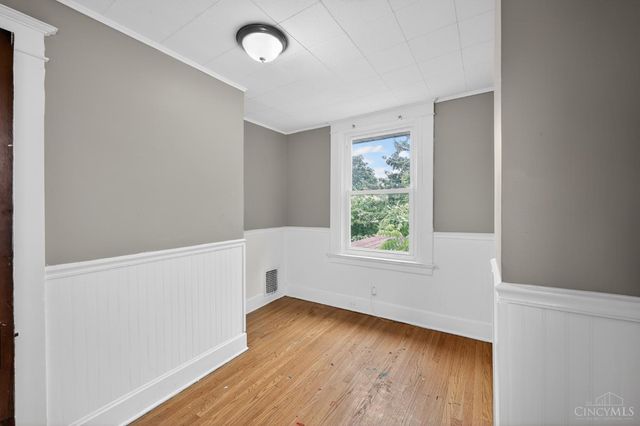 4719 Highridge Avenue, Cincinnati, OH 45238