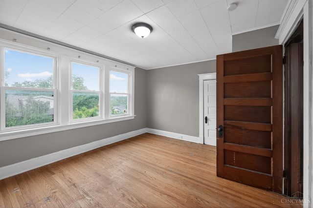 4719 Highridge Avenue, Cincinnati, OH 45238