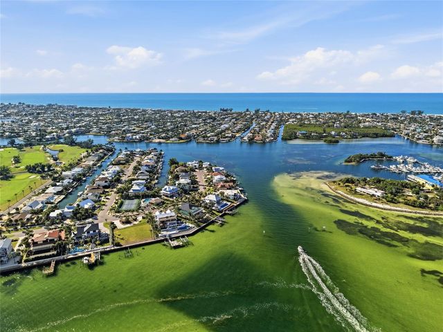 514 77TH STREET, Holmes Beach, FL 34217