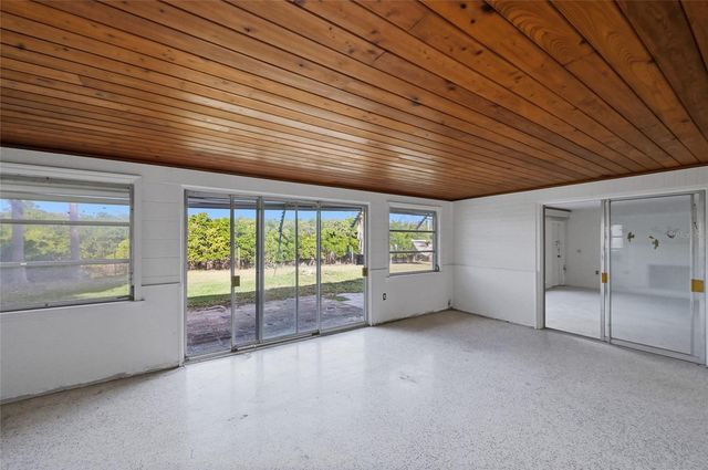 514 77TH STREET, Holmes Beach, FL 34217