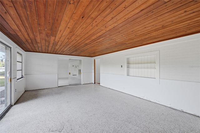 514 77TH STREET, Holmes Beach, FL 34217