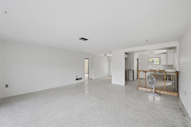 514 77TH STREET, Holmes Beach, FL 34217