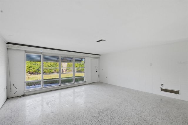 514 77TH STREET, Holmes Beach, FL 34217